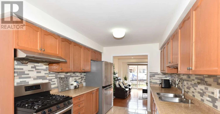 22 Quailvalley Drive, Brampton, ON, L6R 0N4 - 6