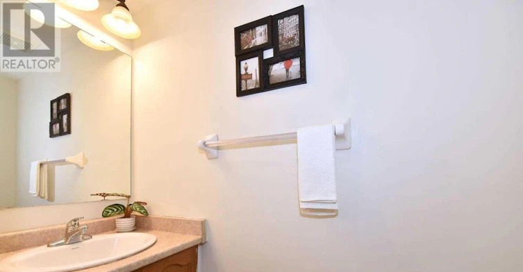 22 Quailvalley Drive, Brampton, ON, L6R 0N4 - 10