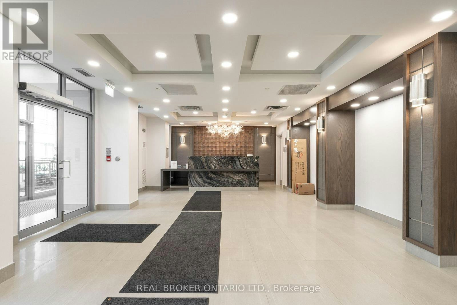 PH2-3 Michael Power Place, Toronto, ON, M9A 0A2 - 4