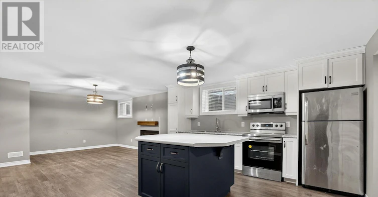 14 Lamb (Lower Level Crescent, Thorold, ON, L2V 0G8 - 14