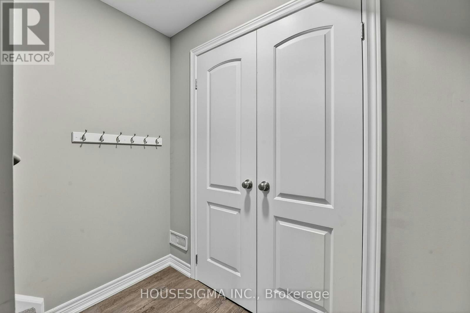 14 Lamb (Lower Level Crescent, Thorold, ON, L2V 0G8 - 9