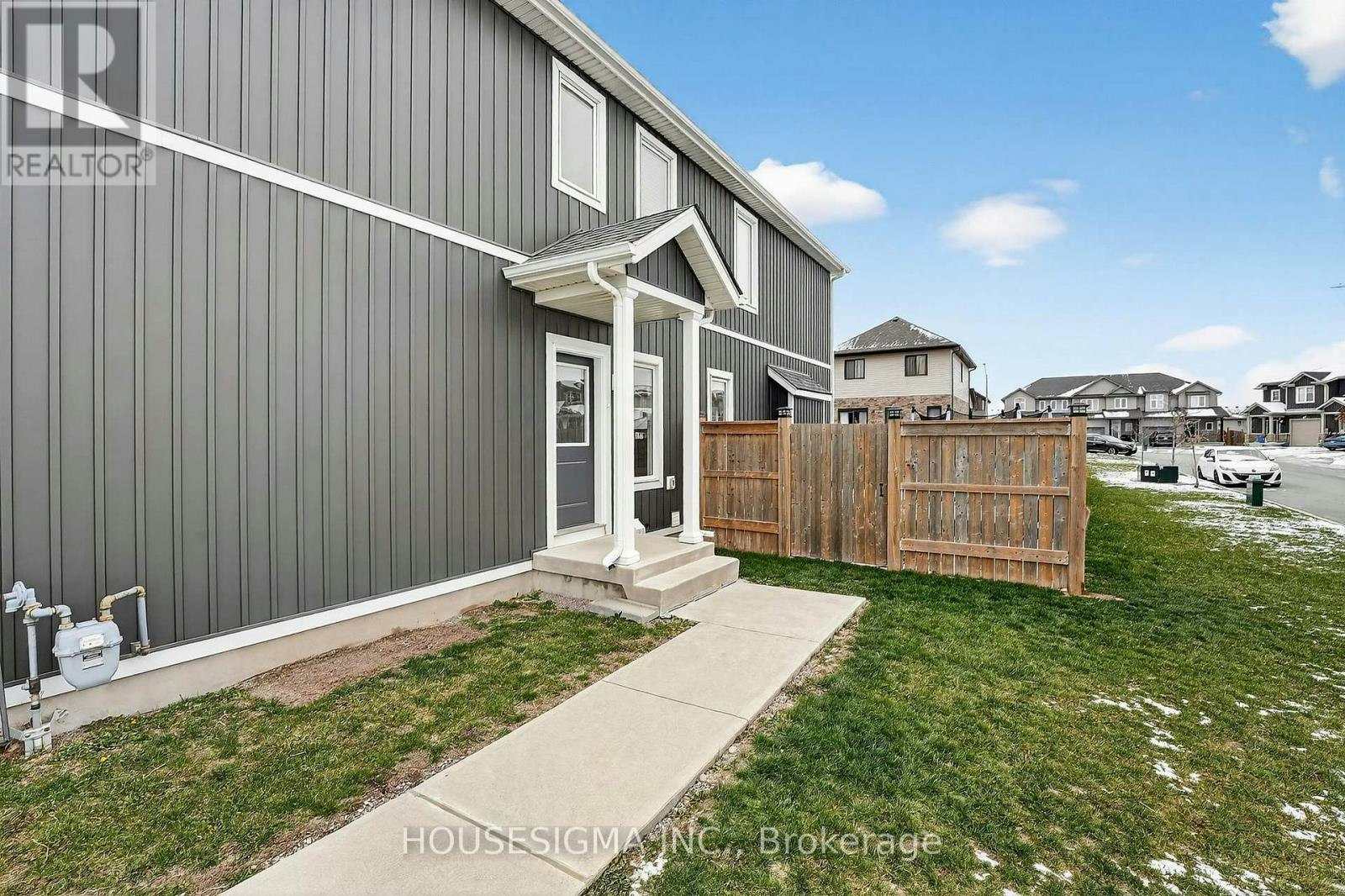 14 Lamb (Lower Level Crescent, Thorold, ON, L2V 0G8 - 3