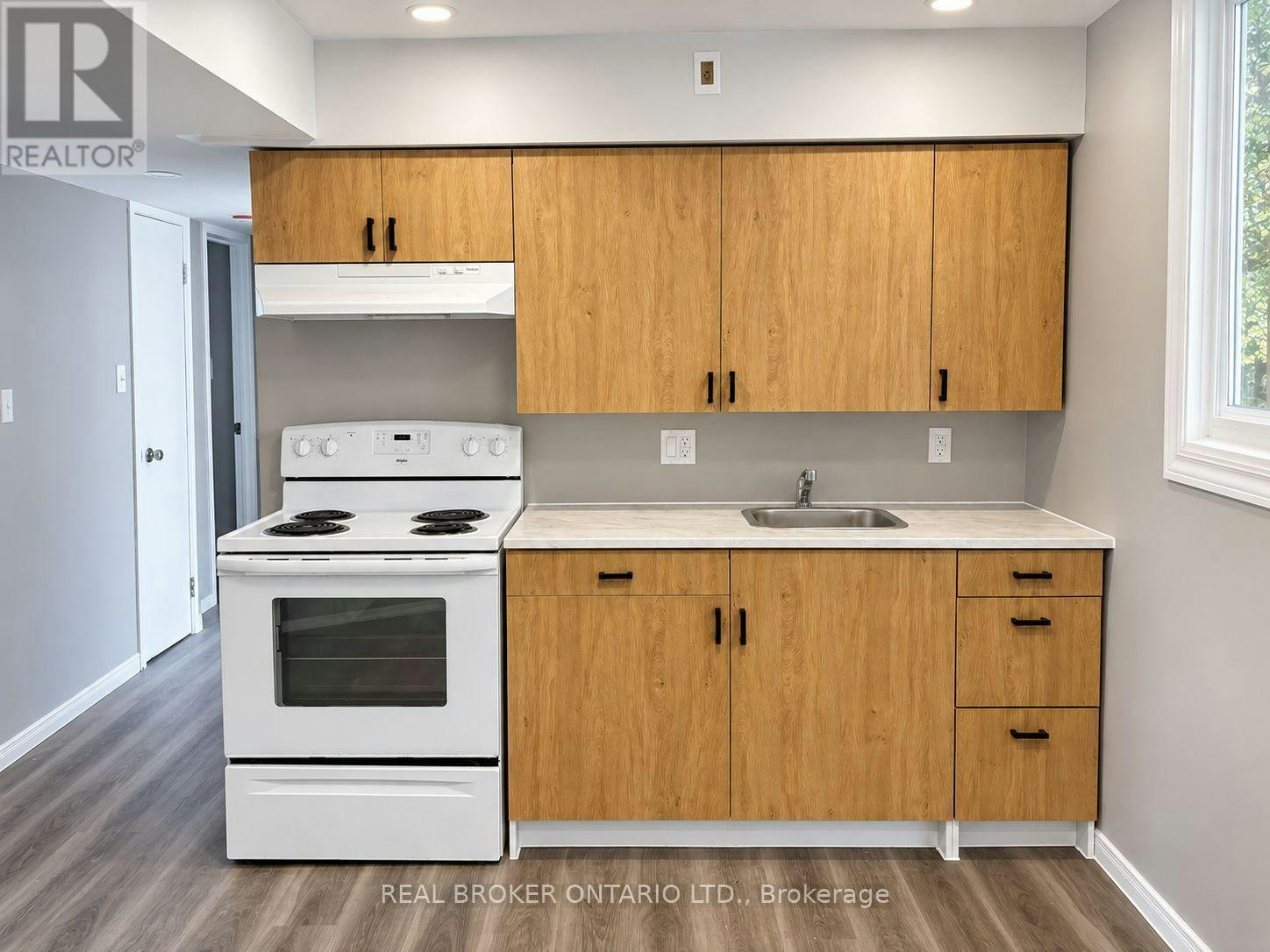C-93 Brybeck Crescent, Kitchener, ON, N2M 2C5 - 3