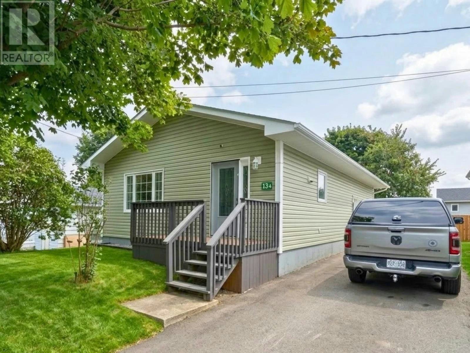 13A O'brien's Drive, Stephenville, NL, A2N 2B2