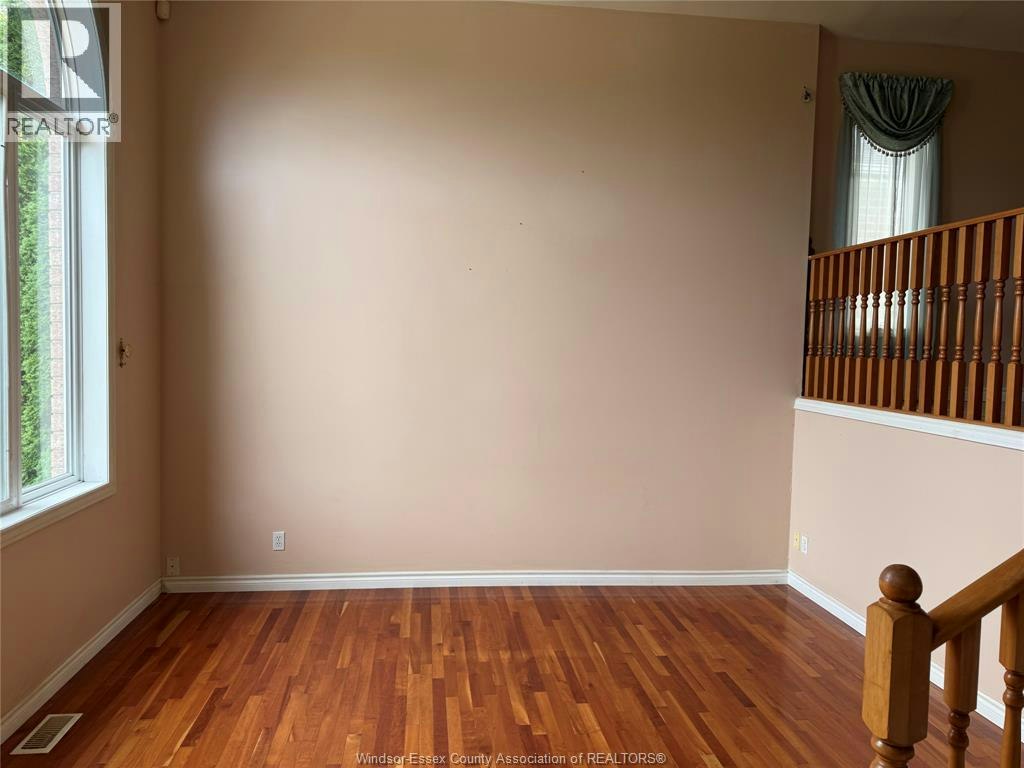 2337 Askin, Windsor, ON, N9E 4Y2 - 2