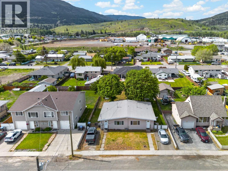 2638 Clapperton Avenue, Merritt, BC, V1K 1B3 - 4