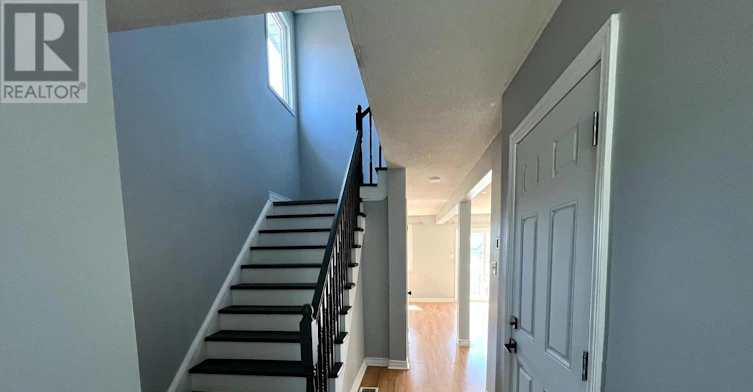 722 Trailview Drive, Peterborough, ON, K9J 8P2 - 4