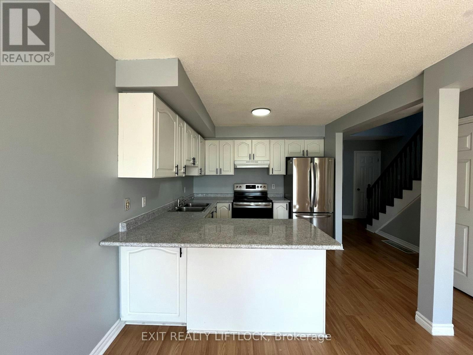 722 Trailview Drive, Peterborough, ON, K9J 8P2 - 6