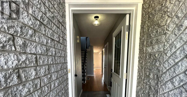 722 Trailview Drive, Peterborough, ON, K9J 8P2 - 2