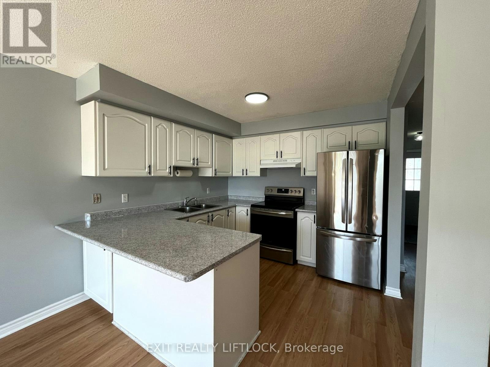 722 Trailview Drive, Peterborough, ON, K9J 8P2 - 5