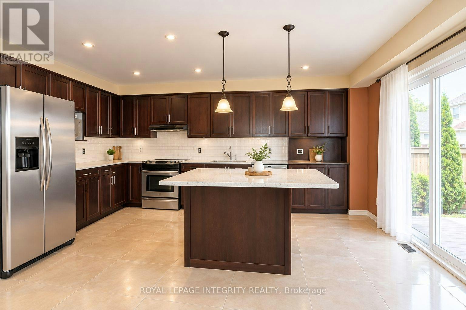 133 Shady Grove Street, Ottawa, ON, K2G 6Z5 - 5