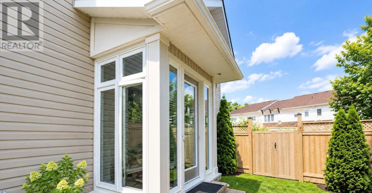 133 Shady Grove Street, Ottawa, ON, K2G 6Z5 - 2
