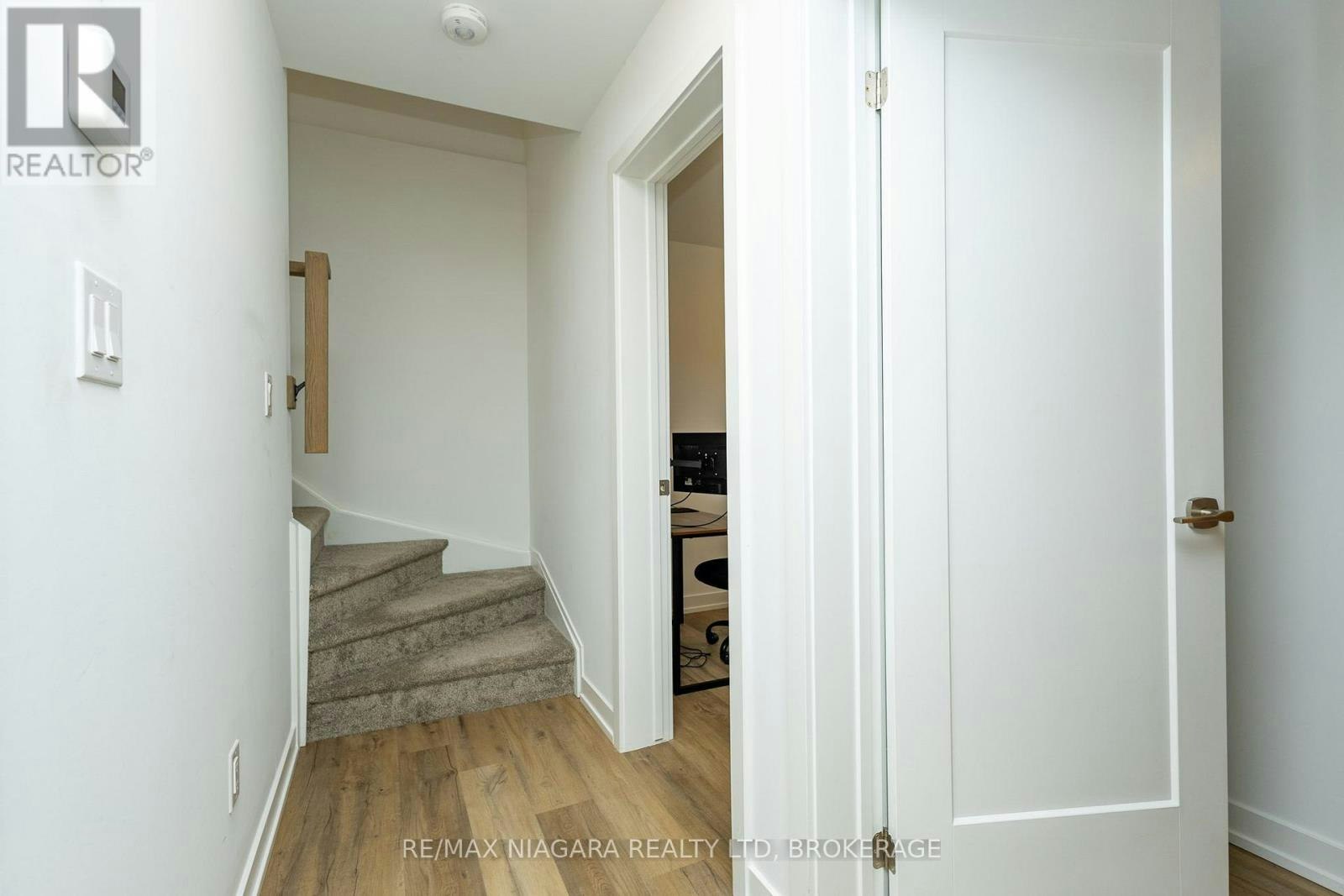 4263 Fourth Avenue, Niagara Falls, ON, L2E 0C2 - 3