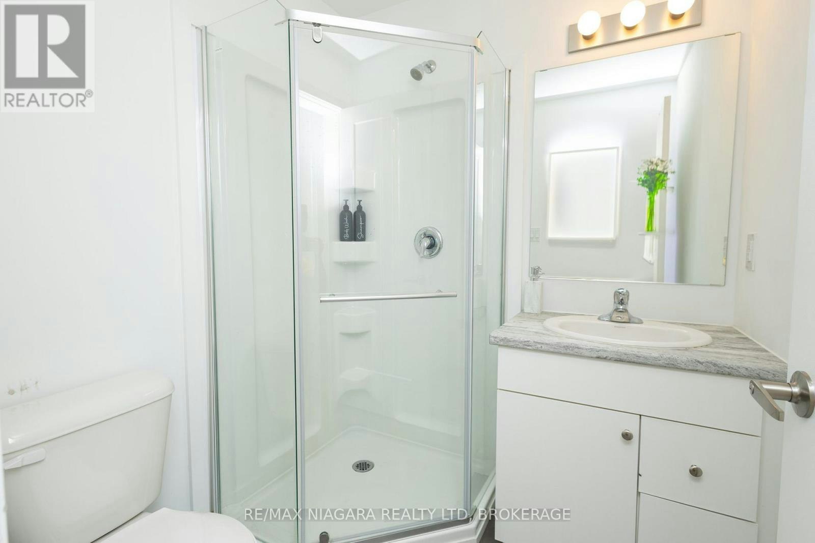 4263 Fourth Avenue, Niagara Falls, ON, L2E 0C2 - 10