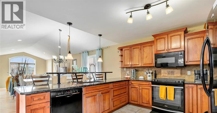 MAIN-80 Whelan Drive, Amherstburg, ON, N9V 4B6 - 10
