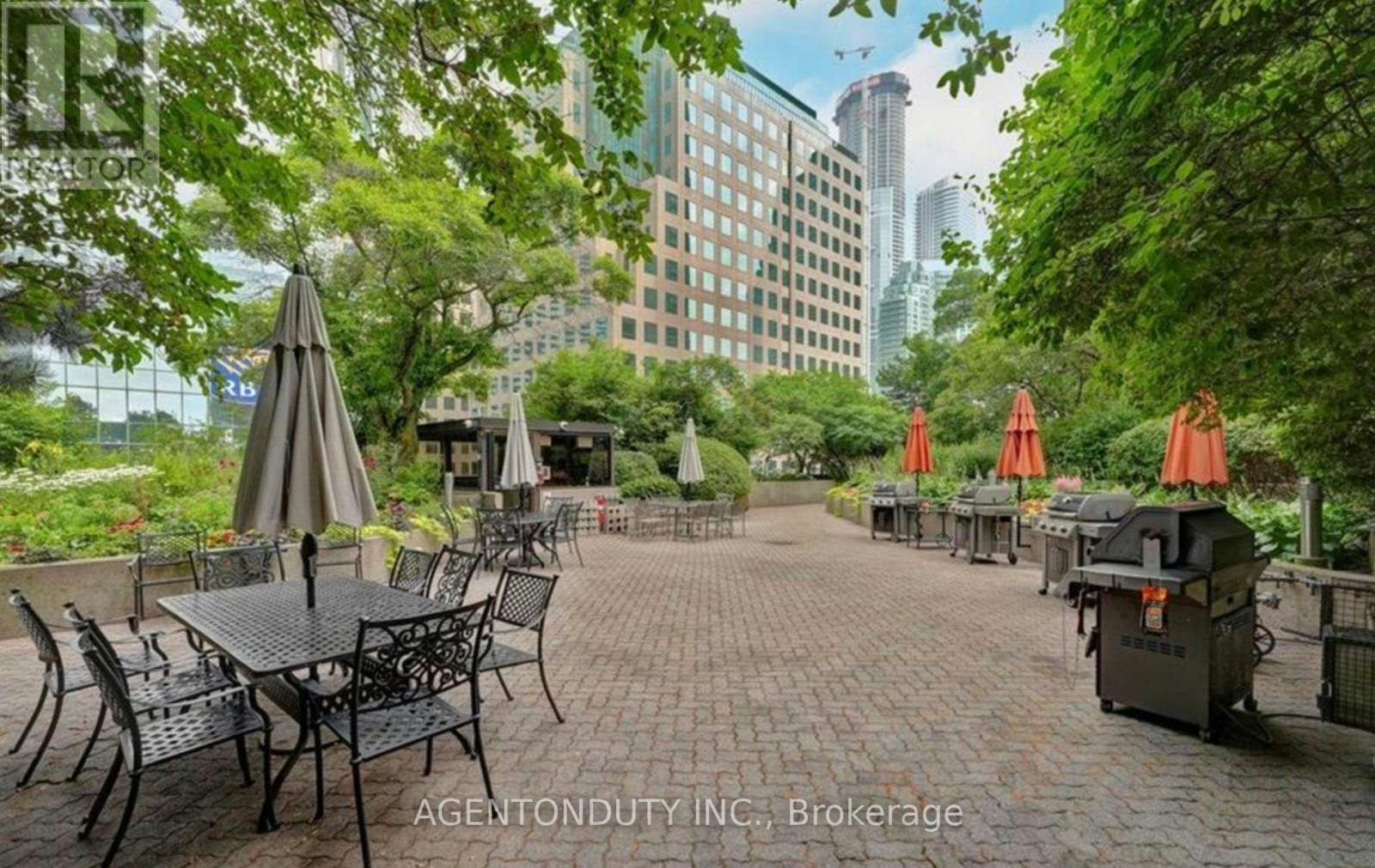 1605-65 Harbour Square, Toronto, ON, M5J 2L4 - 14