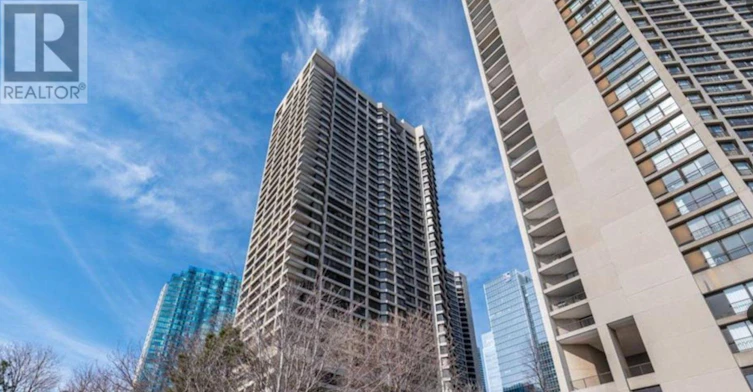 1605-65 Harbour Square, Toronto, ON, M5J 2L4 - 3