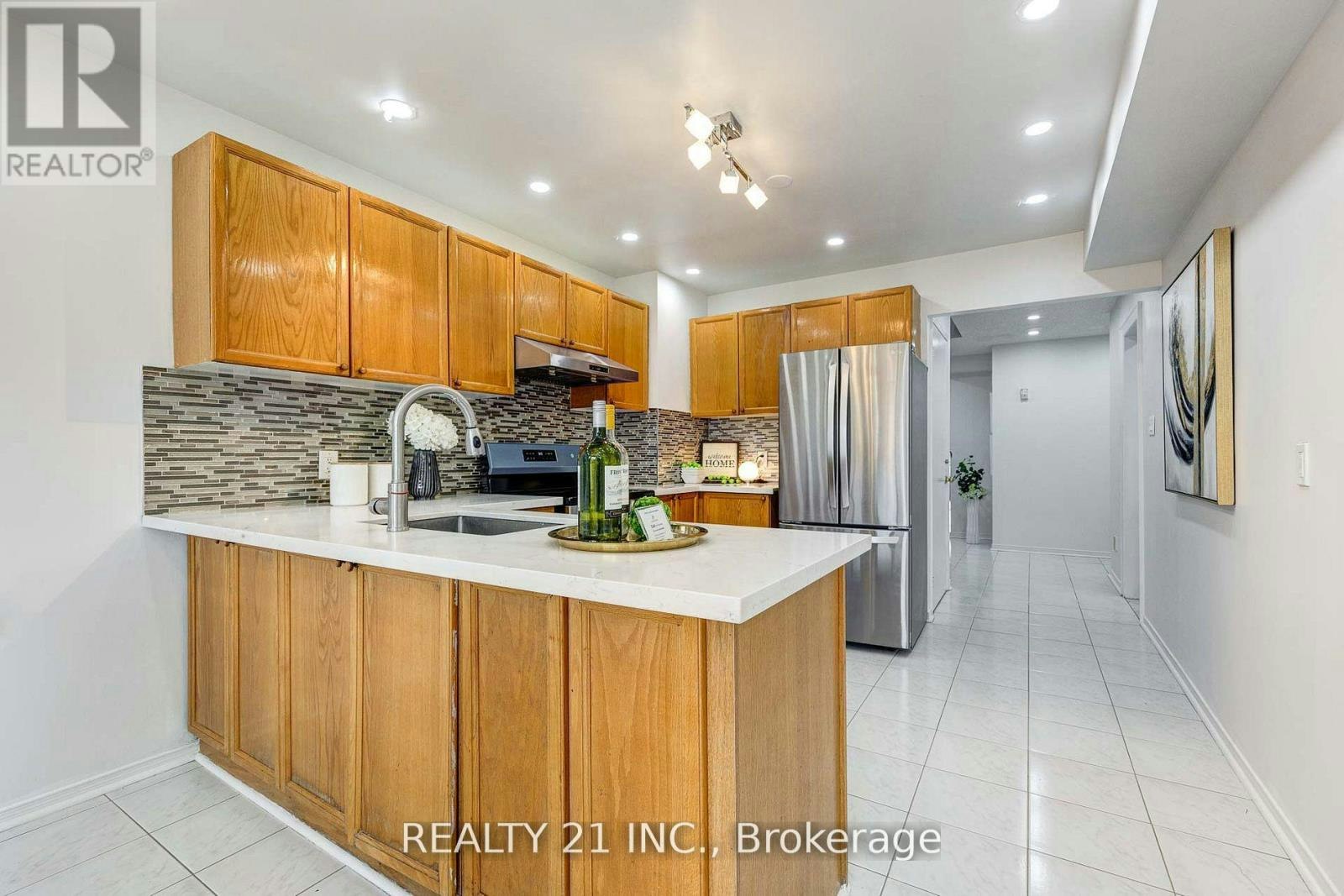 130 Morningview Trail, Toronto, ON, M1B 5L2 - 11