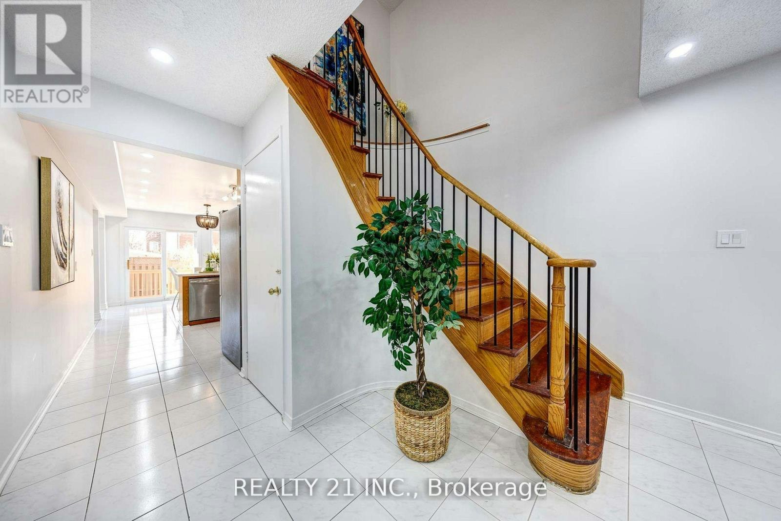 130 Morningview Trail, Toronto, ON, M1B 5L2 - 26