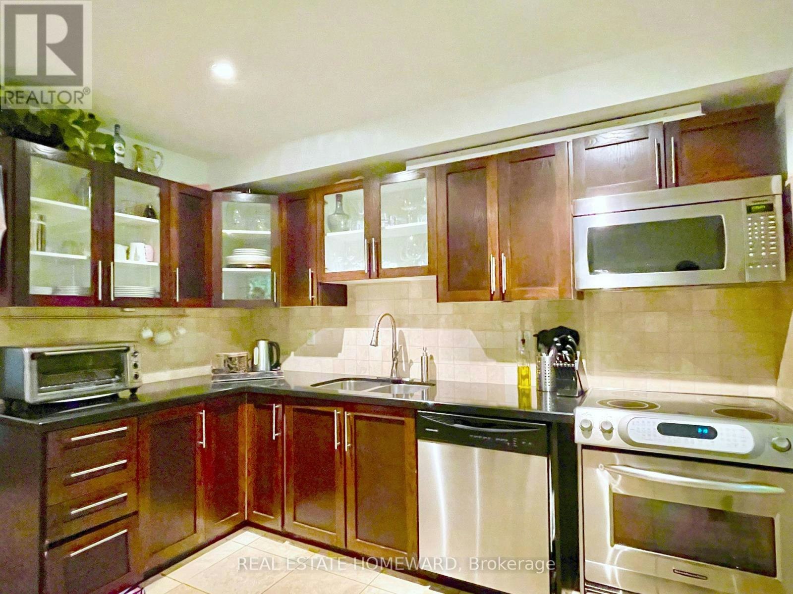 287 Kingswood Road, Toronto, ON, M4E 3N8 - 8