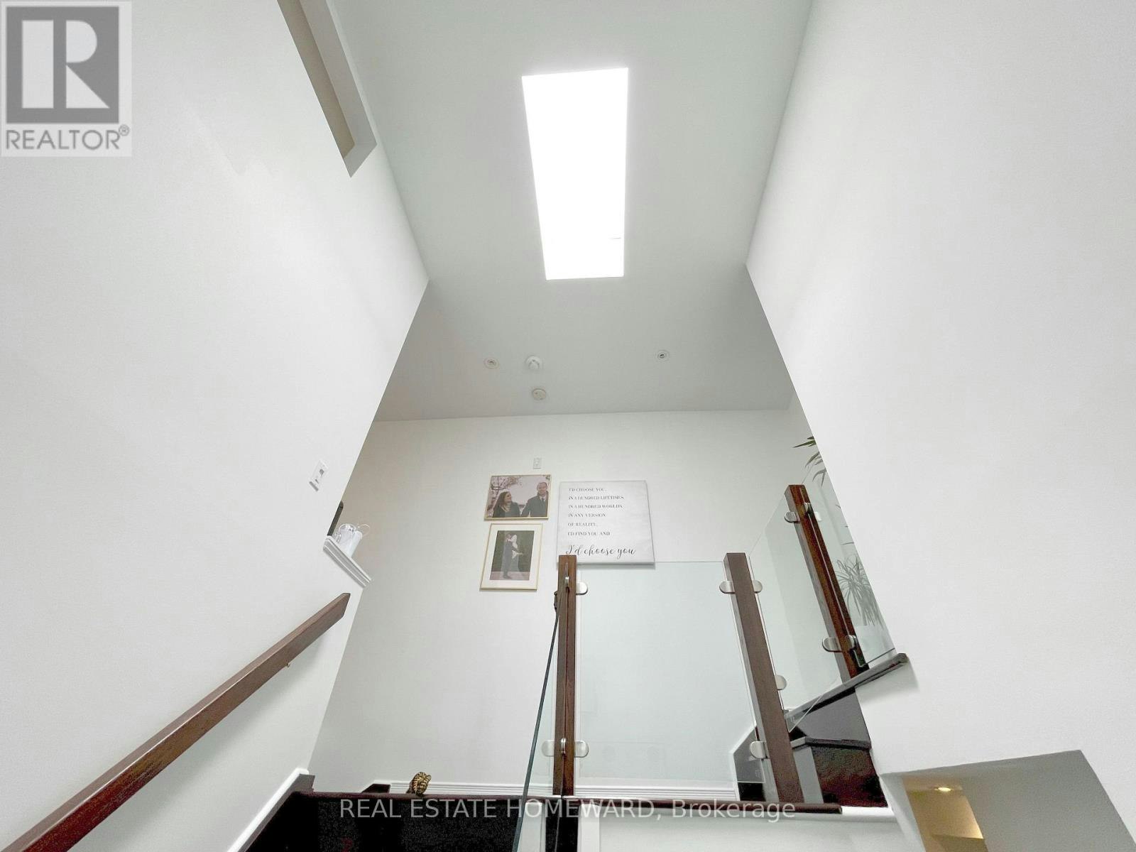287 Kingswood Road, Toronto, ON, M4E 3N8 - 15
