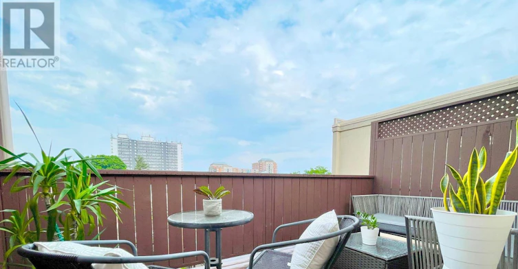 287 Kingswood Road, Toronto, ON, M4E 3N8 - 23