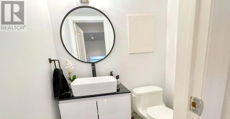 287 Kingswood Road, Toronto, ON, M4E 3N8 - 7