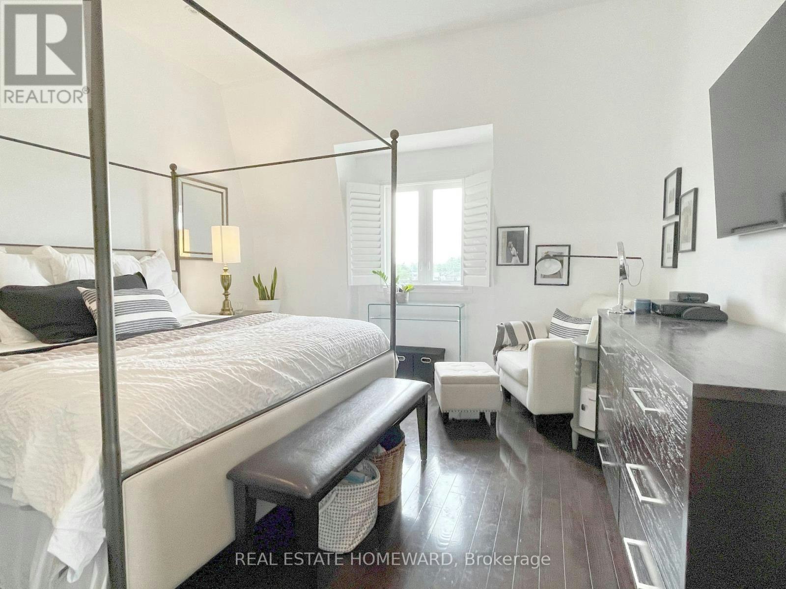 287 Kingswood Road, Toronto, ON, M4E 3N8 - 18