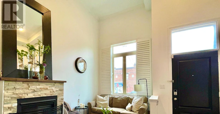 287 Kingswood Road, Toronto, ON, M4E 3N8 - 3