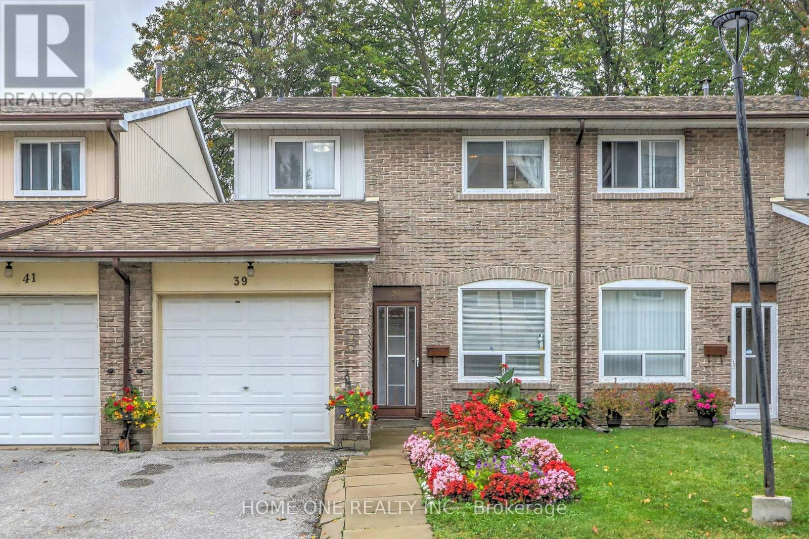 39-44 Chester Le Boulevard, Toronto, ON, M1W 2M8