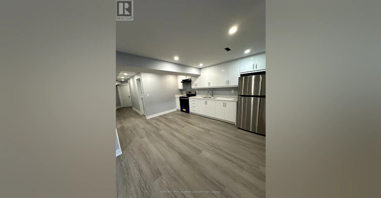 52 Herefordshire Crescent, East Gwillimbury, ON, L9N 0B7 - 11
