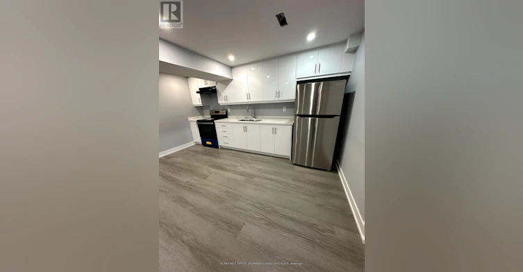 52 Herefordshire Crescent, East Gwillimbury, ON, L9N 0B7 - 8