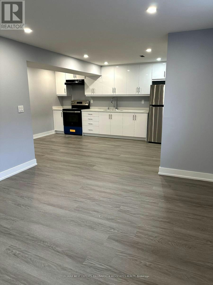 52 Herefordshire Crescent, East Gwillimbury, ON, L9N 0B7 - 6