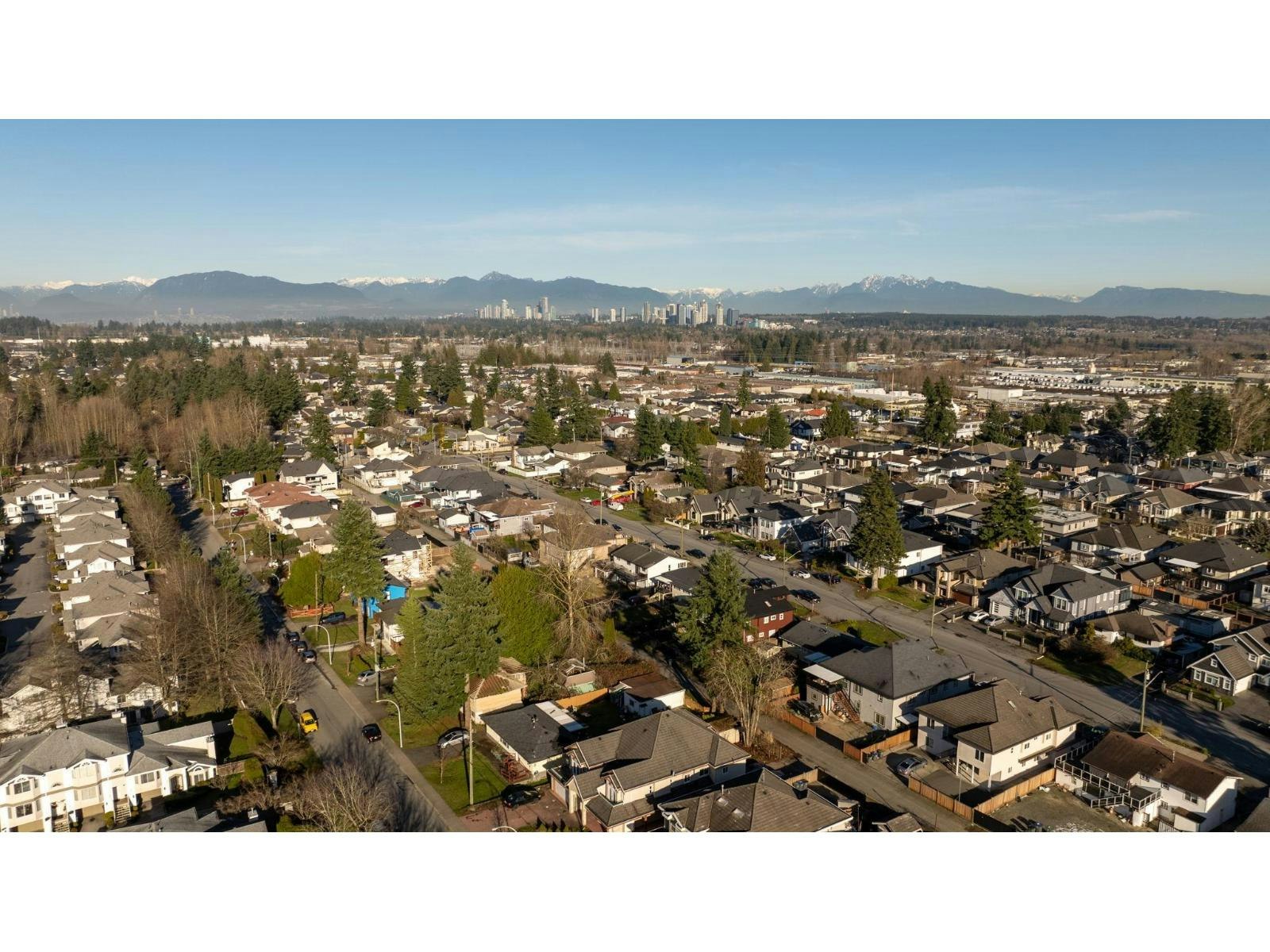 7923 122a Street, Surrey, BC, V3W 3T4 - 23