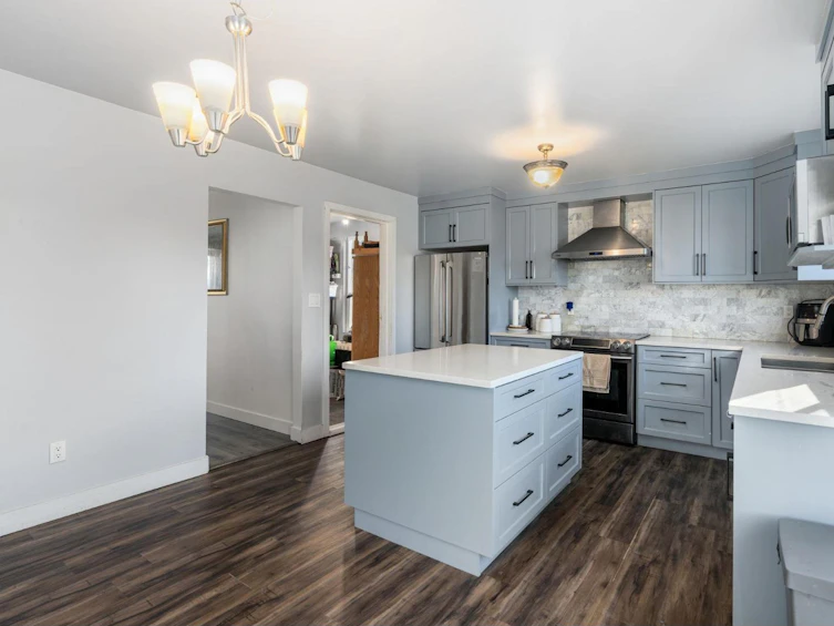 7923 122a Street, Surrey, BC, V3W 3T4 - 6