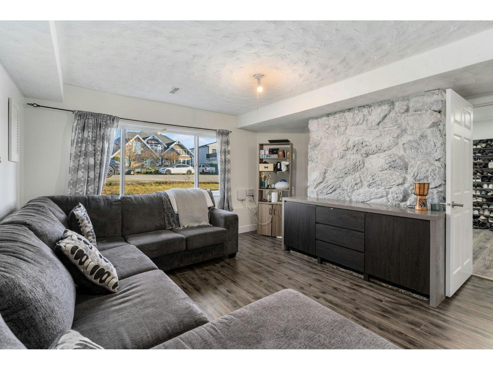 7923 122a Street, Surrey, BC, V3W 3T4 - 17