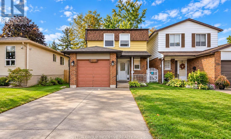 33B Cundles Road E