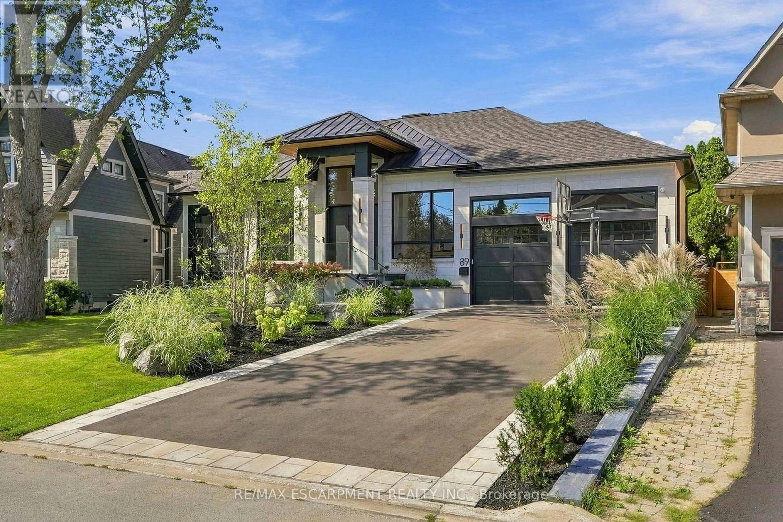 89 Cumberland Drive, Mississauga, ON, L5G 3N2