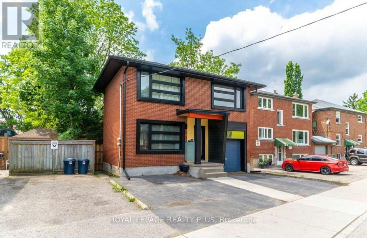 B-9 York Street, Kitchener, ON, N2G 1S9 - 2