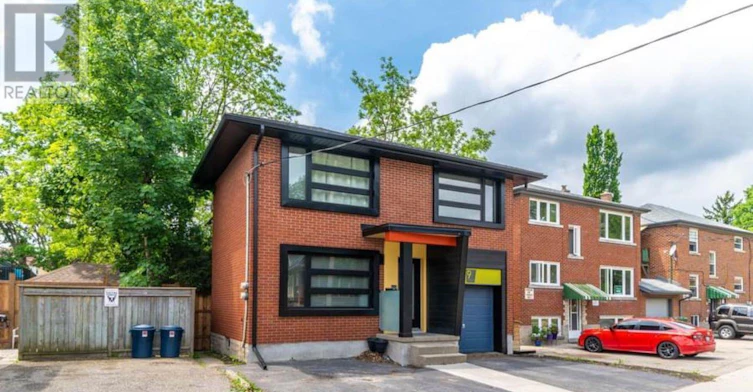 B-9 York Street, Kitchener, ON, N2G 1S9 - 2