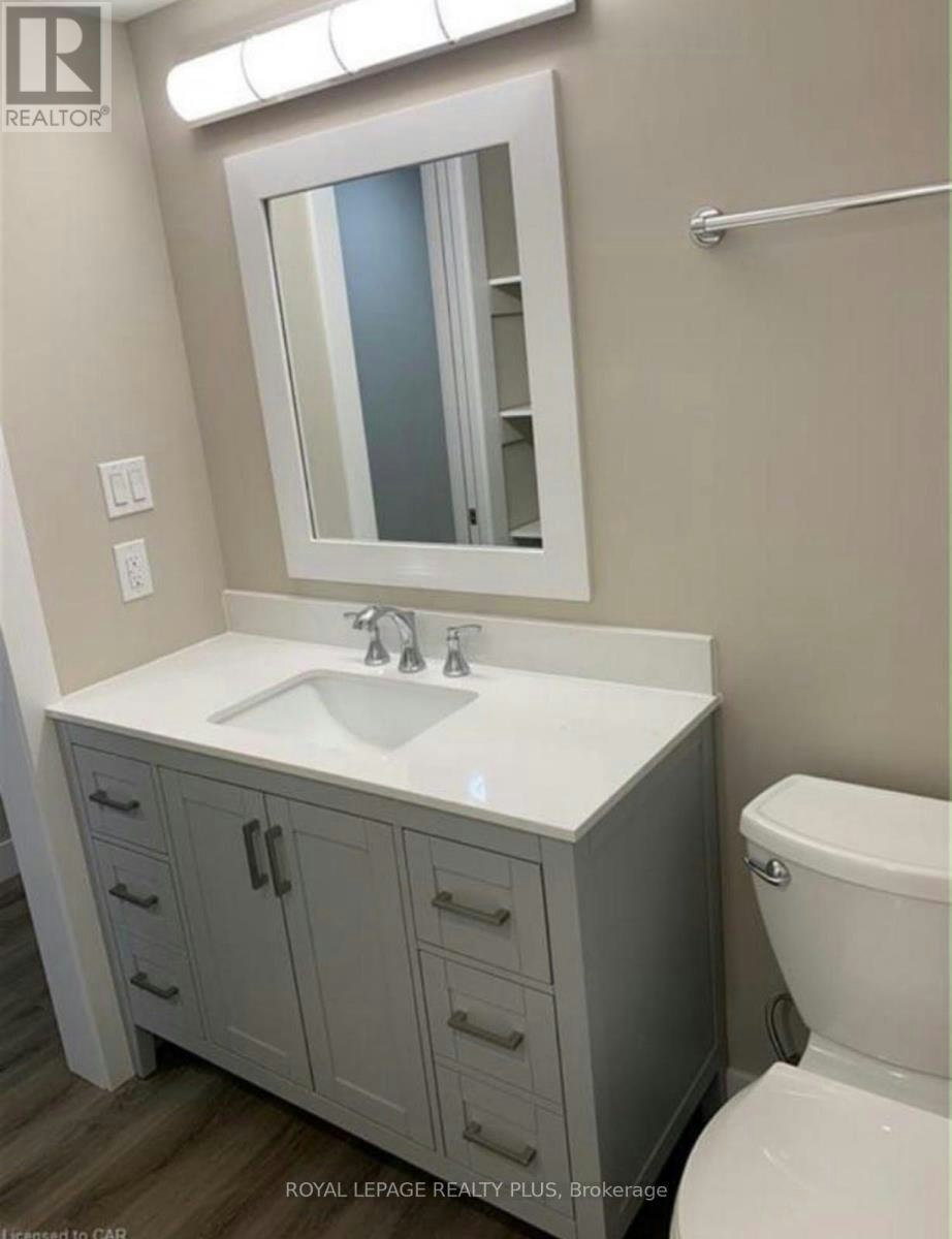 B-9 York Street, Kitchener, ON, N2G 1S9 - 10