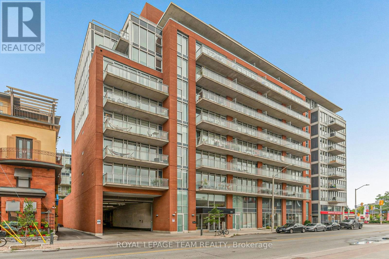 201-354 Gladstone Avenue, Ottawa, ON, K2P 0R4 - 2