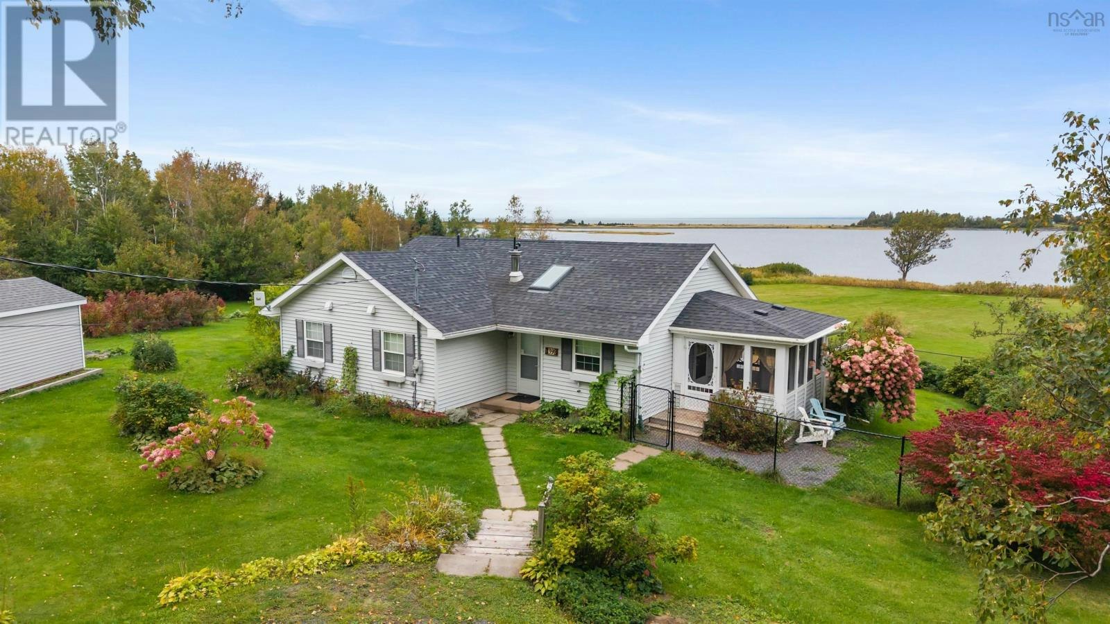 39 Arrow Head Crescent, Waterside, NS, B0K 1H0