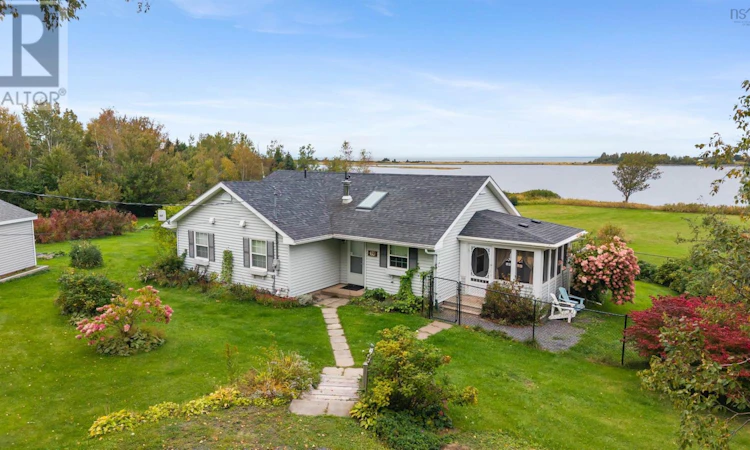39 Arrow Head Crescent