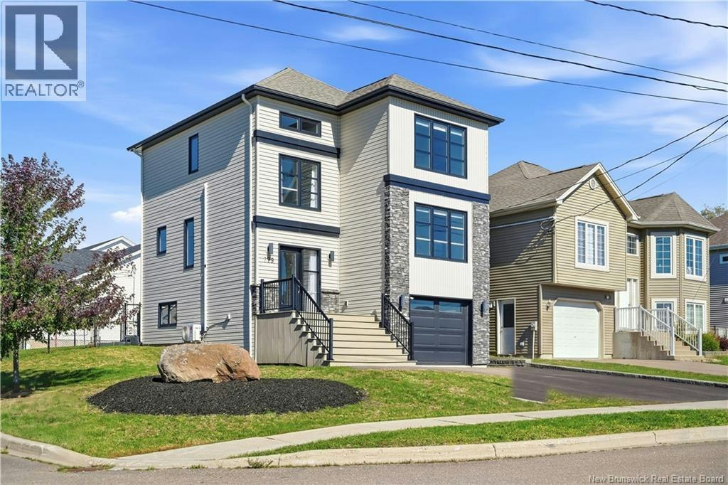 279 Freeman, Moncton, NB, E1E 0H7