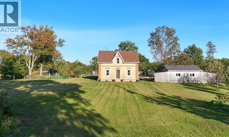 1252 Downie Road