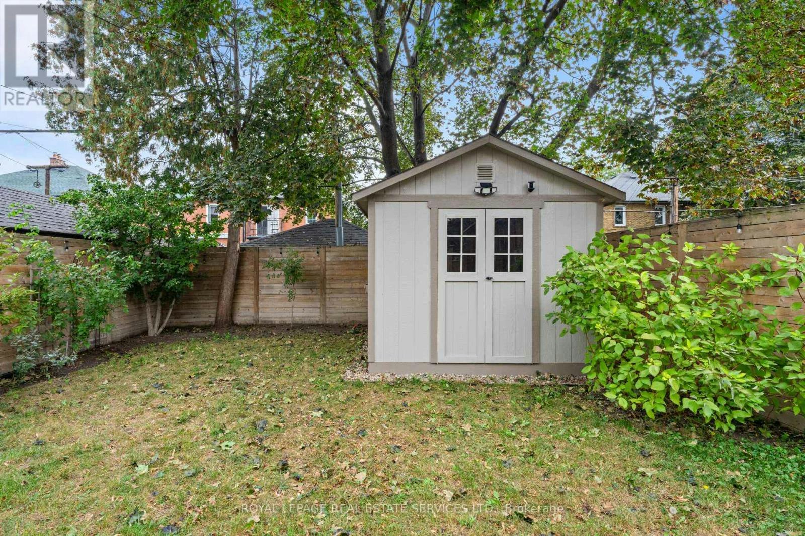 865 Windermere Avenue, Toronto, ON, M6S 3M8 - 43