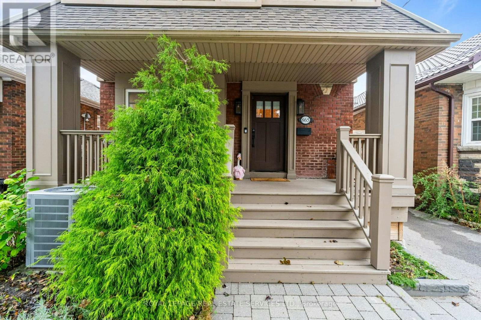 865 Windermere Avenue, Toronto, ON, M6S 3M8 - 3