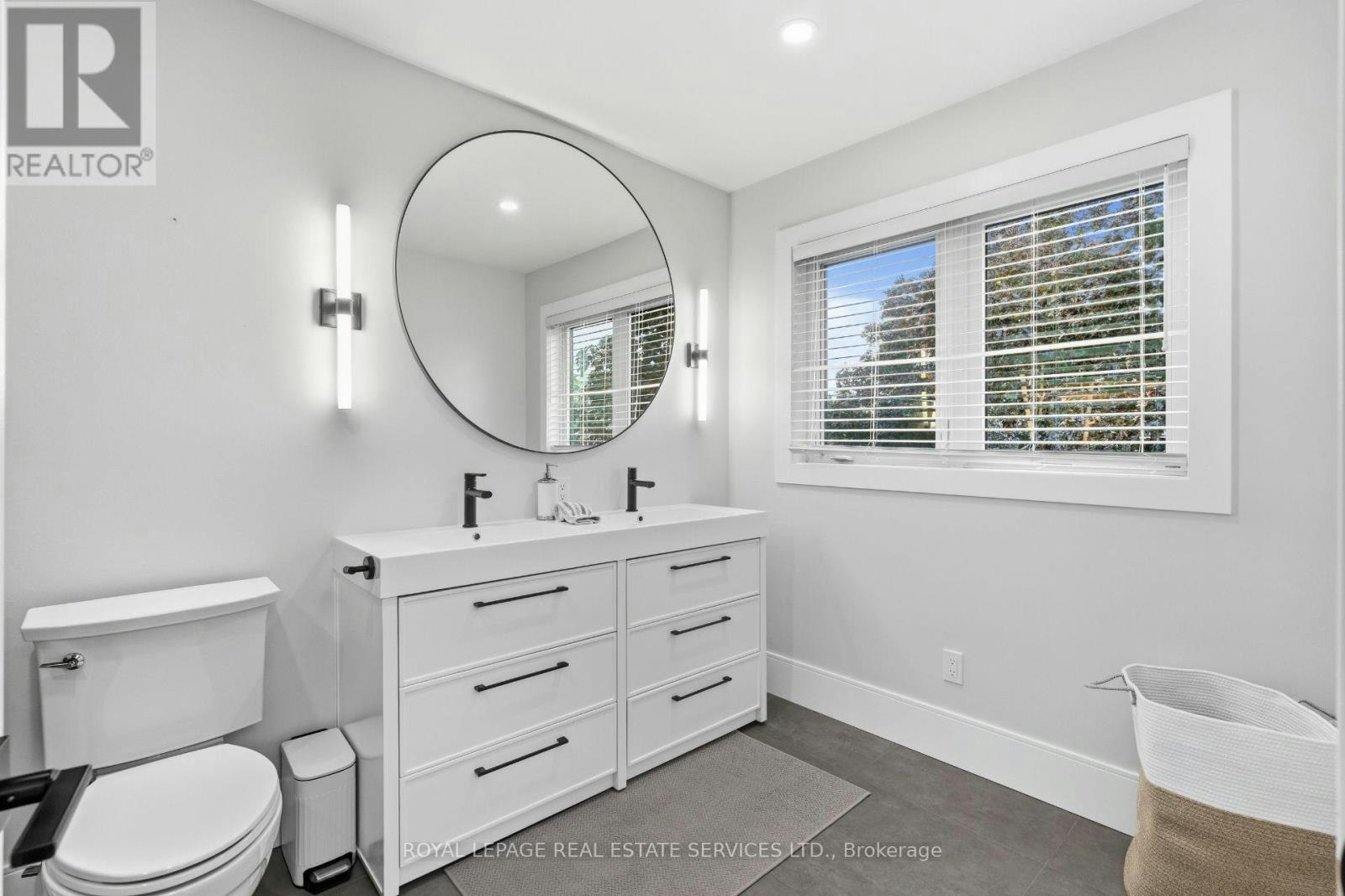 865 Windermere Avenue, Toronto, ON, M6S 3M8 - 25