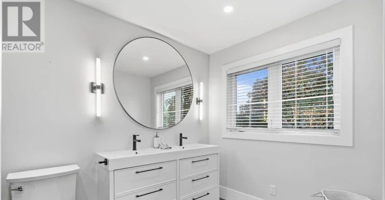 865 Windermere Avenue, Toronto, ON, M6S 3M8 - 25